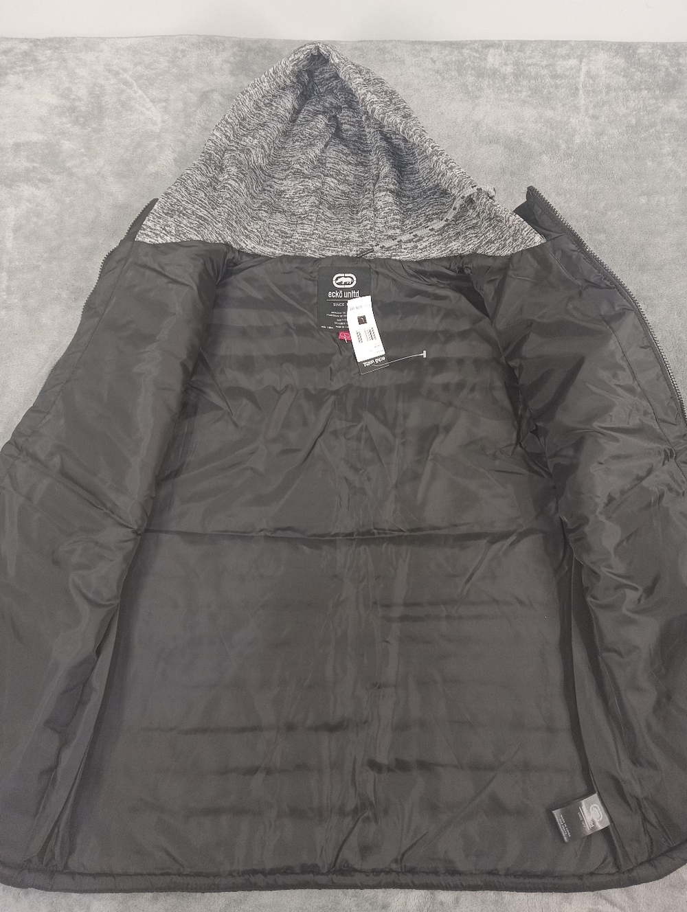 ECKO Men's Quilted Puffer Vest in Black & Heather Gray Size Large NWT - Picture 10 of 14